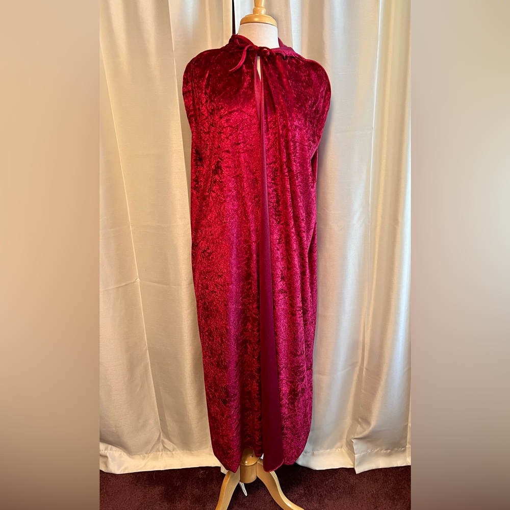 Costume! Velour costume cape with hood and tie at top. Unlined.